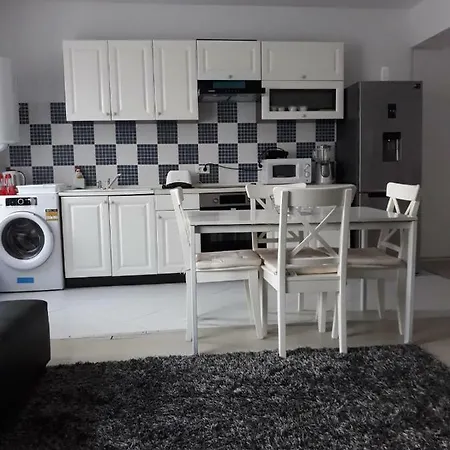 Strada D3 Apartament 3